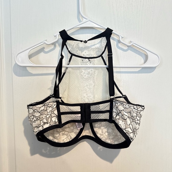 Victoria's Secret Lace Bralette in white and Black - Picture 2 of 3